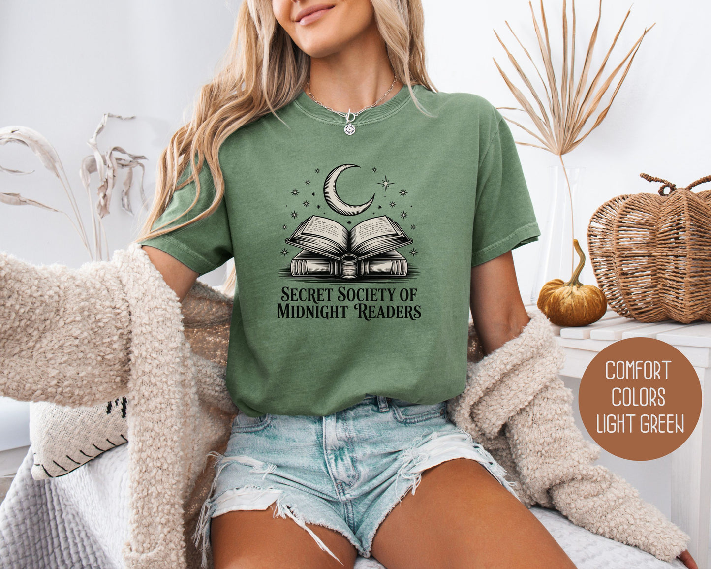 Secret Society of Midnight Readers Comfort Colors Shirt T-Shirt  CreativeSpecialTs