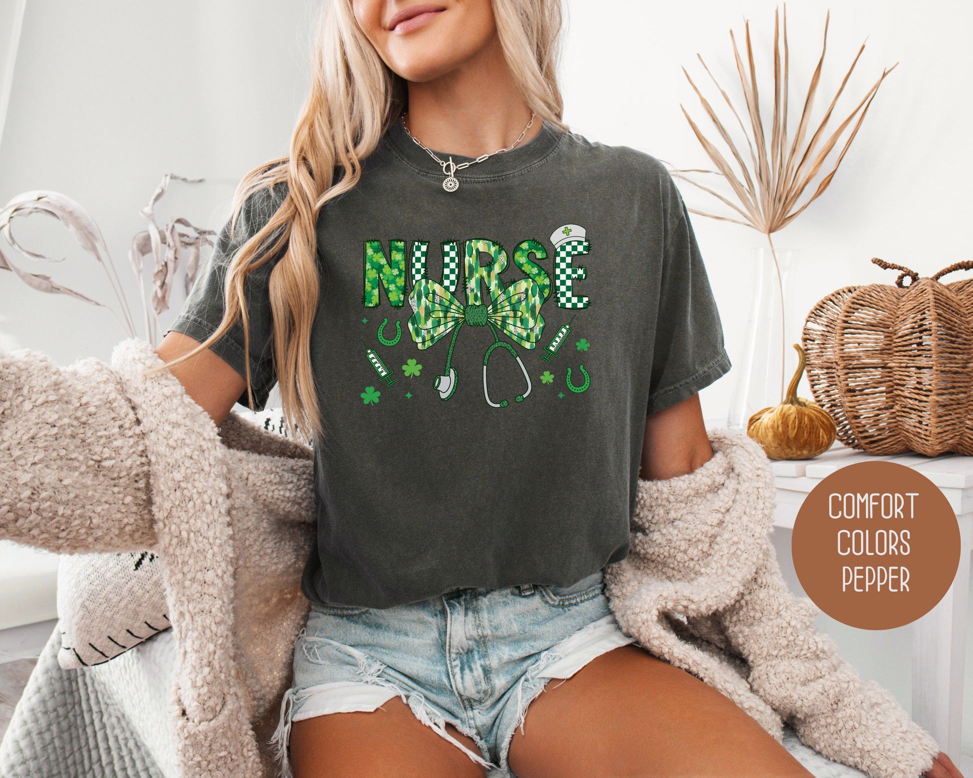 Nurse St. Patrick's Day Comfort Colors Shirt T-Shirt CreativeSpecialTs