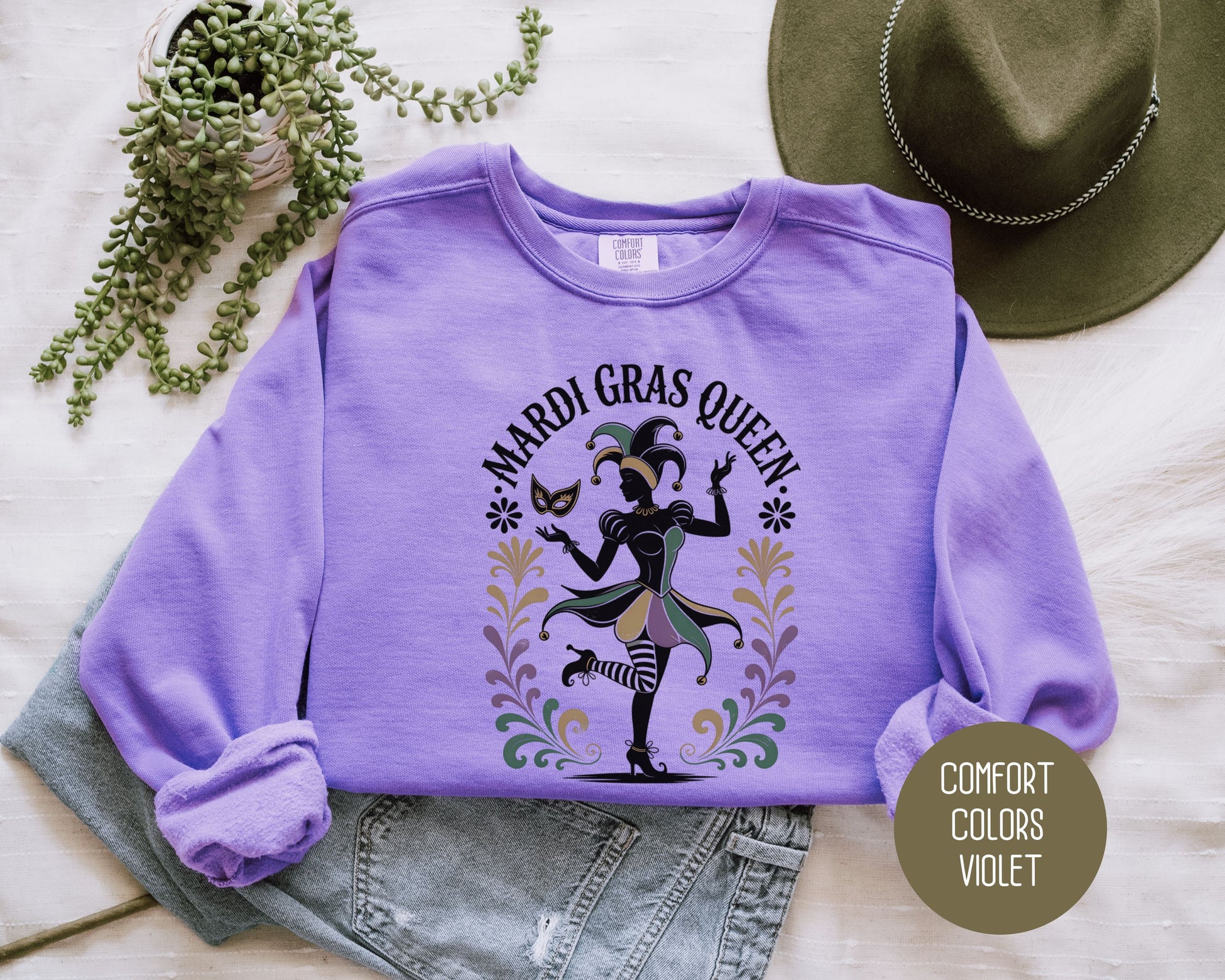 Mardi Gras Queen Comfort Colors Sweatshirt Sweatshirt CreativeSpecialTs